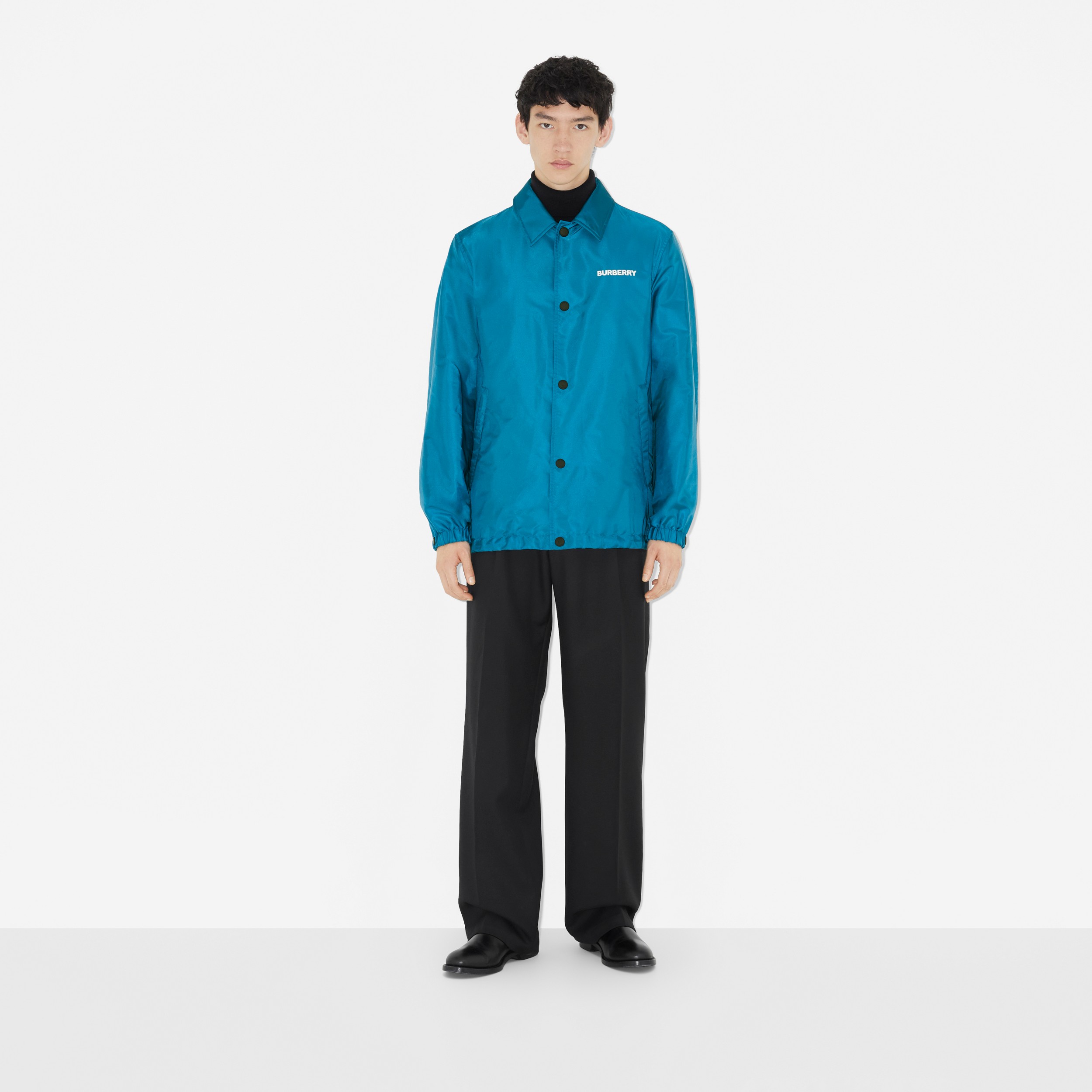 Jaqueta de nylon com estampa de slogan (Azul Cobalto Profundo) - Homens | Burberry® oficial - 2