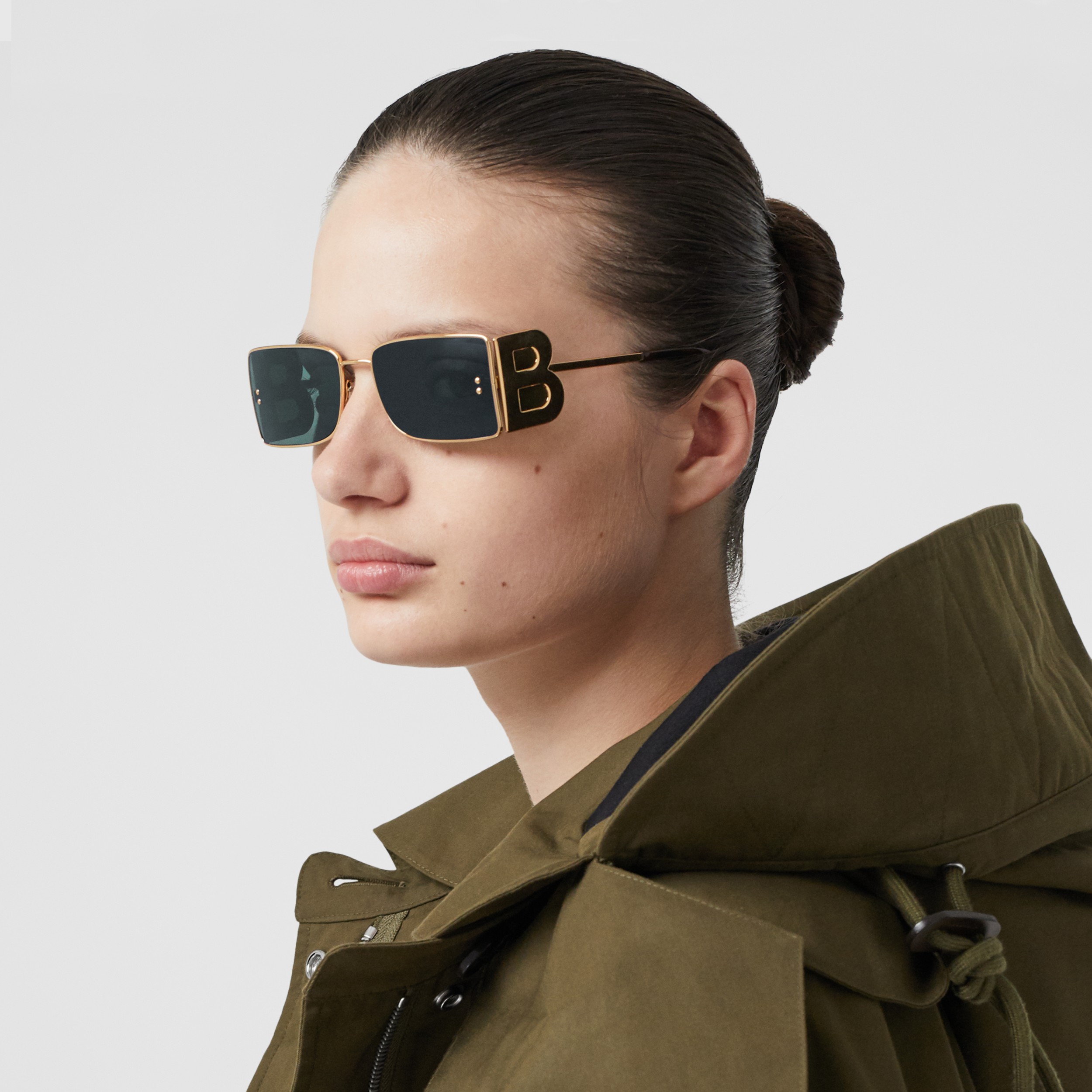 B' Lens Detail Rectangular Frame Sunglasses in Tortoiseshell | Burberry®  Official