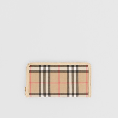 burberry female wallet