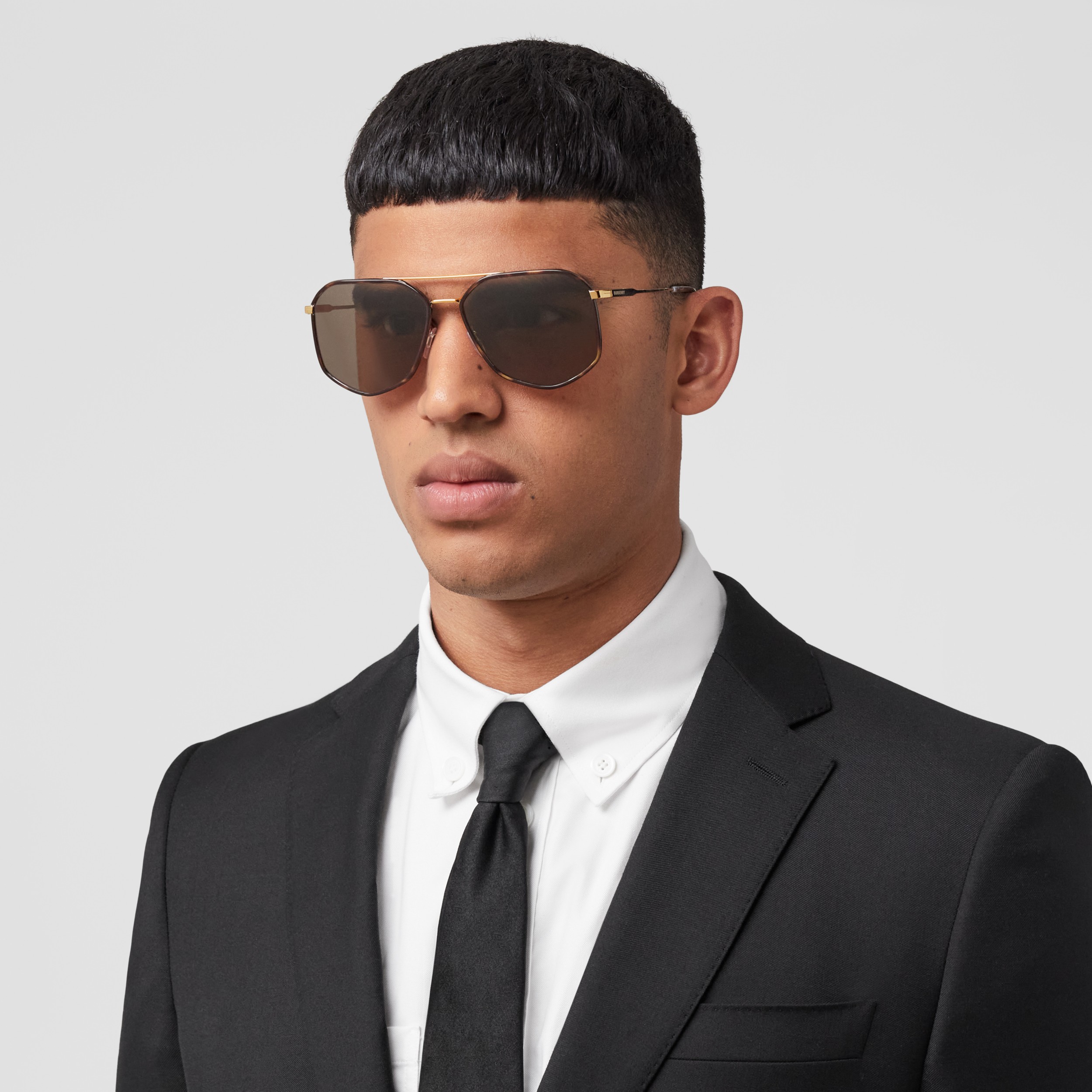 Geometric Frame Sunglasses in Deep Brown/light Gold Men Burberry