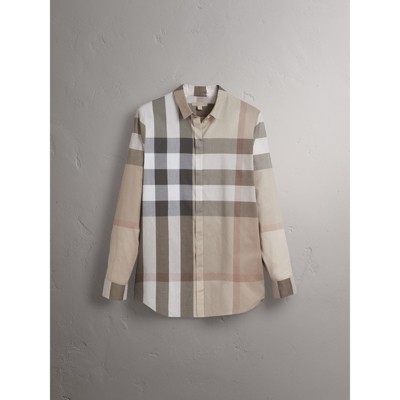 beige burberry shirt