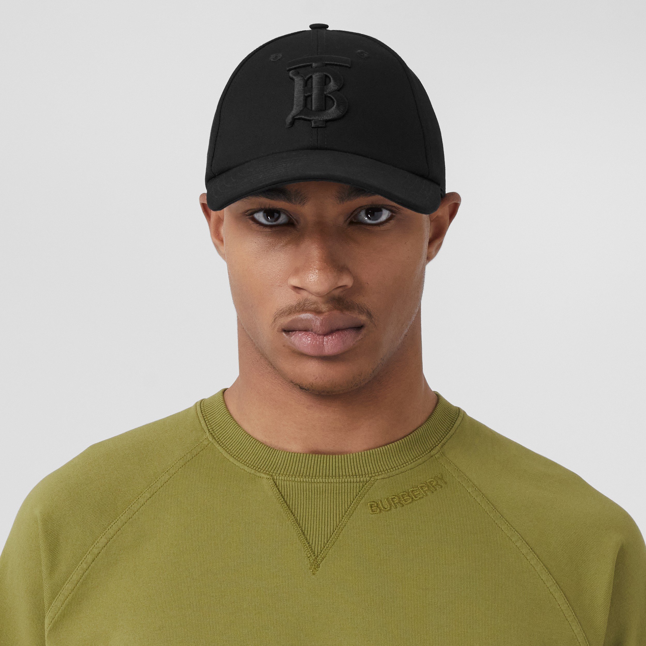T-shirt in cotone con logo ricamato (Verde Abete) - Uomo | Sito ufficiale Burberry® - 2