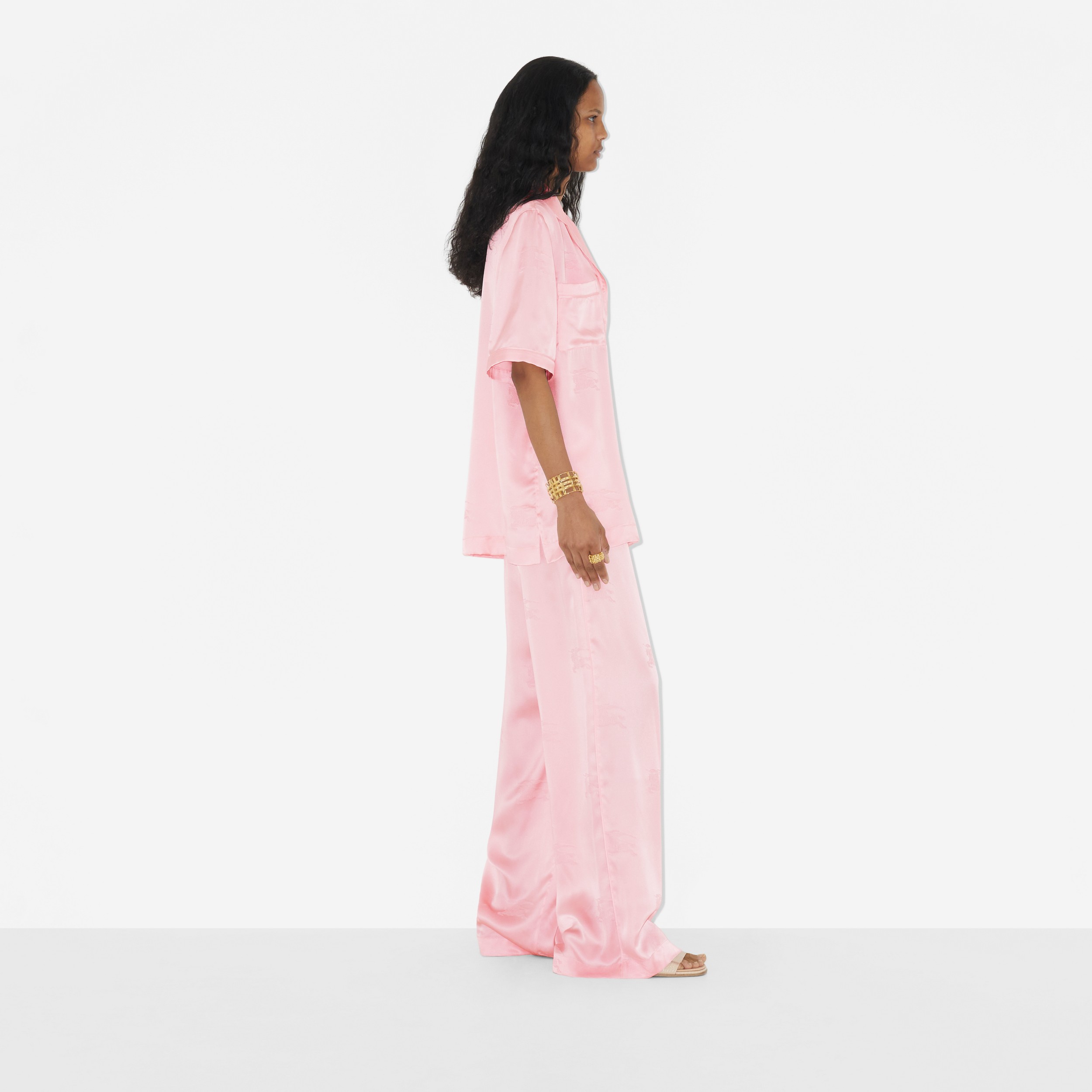 Chemise de pyjama en soie avec emblème du Cavalier (Rose Doux) - Femme | Site officiel Burberry® - 3
