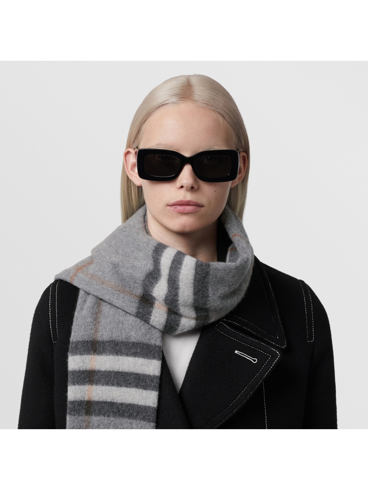 手袋 バーバリー SCARVES, HATS valie.sports.coocan.jp