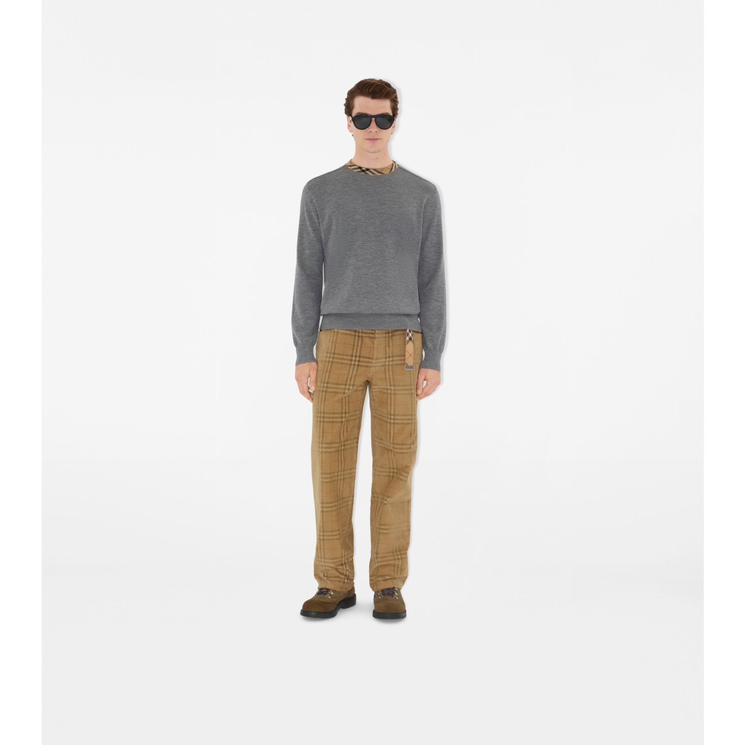 Wollpullover mit Check-Besatz