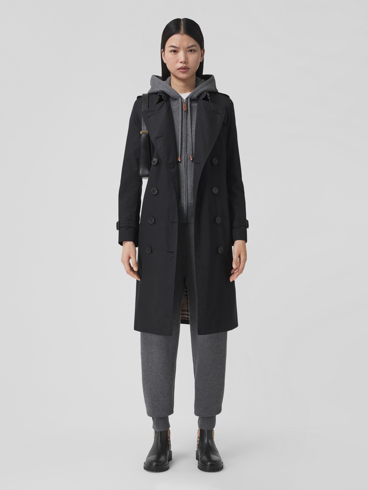 The Long Kensington Heritage Trench Coat in Midnight