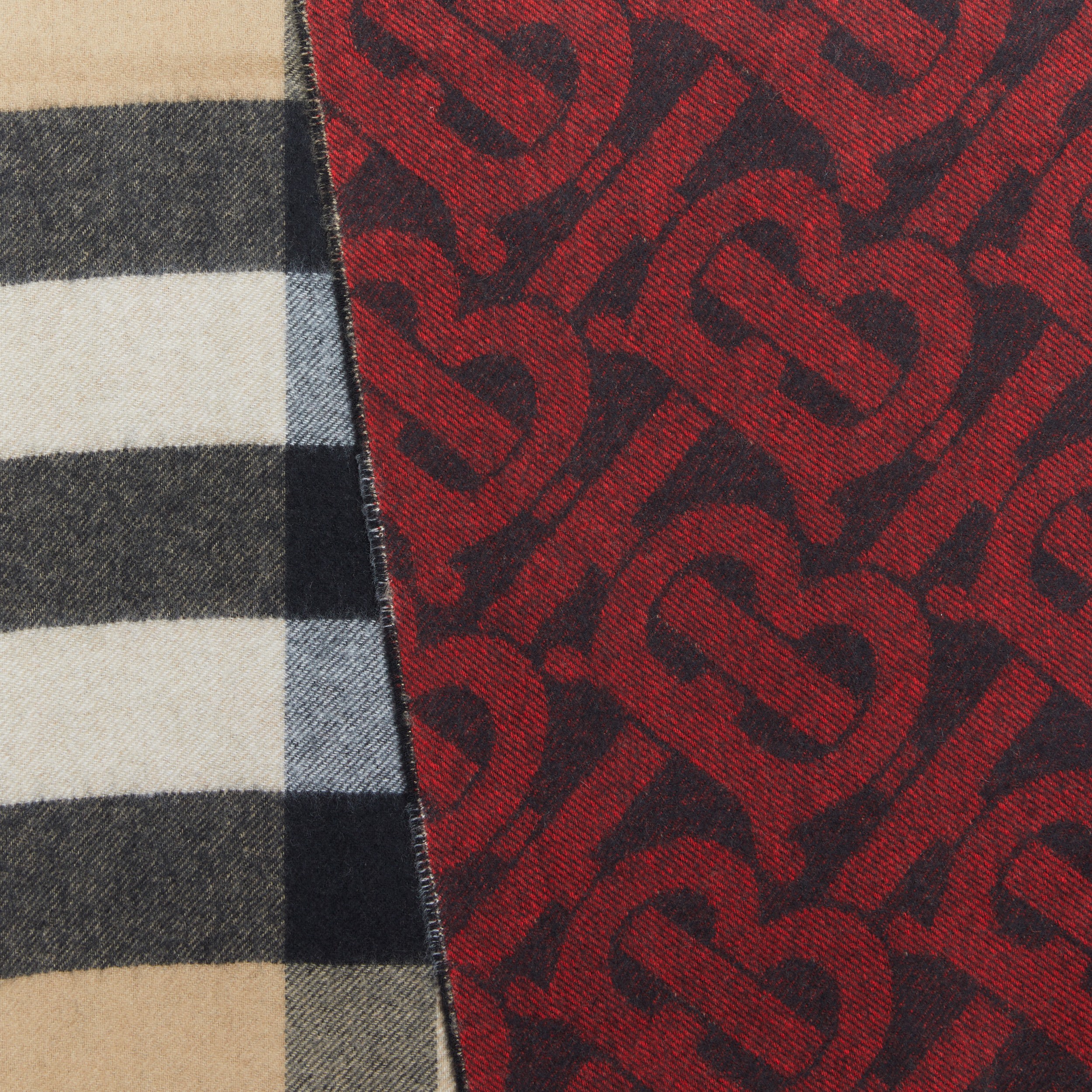 双面两用格纹拼专属标识羊绒围巾 (亮红色) | Burberry® 博柏利官网 - 2