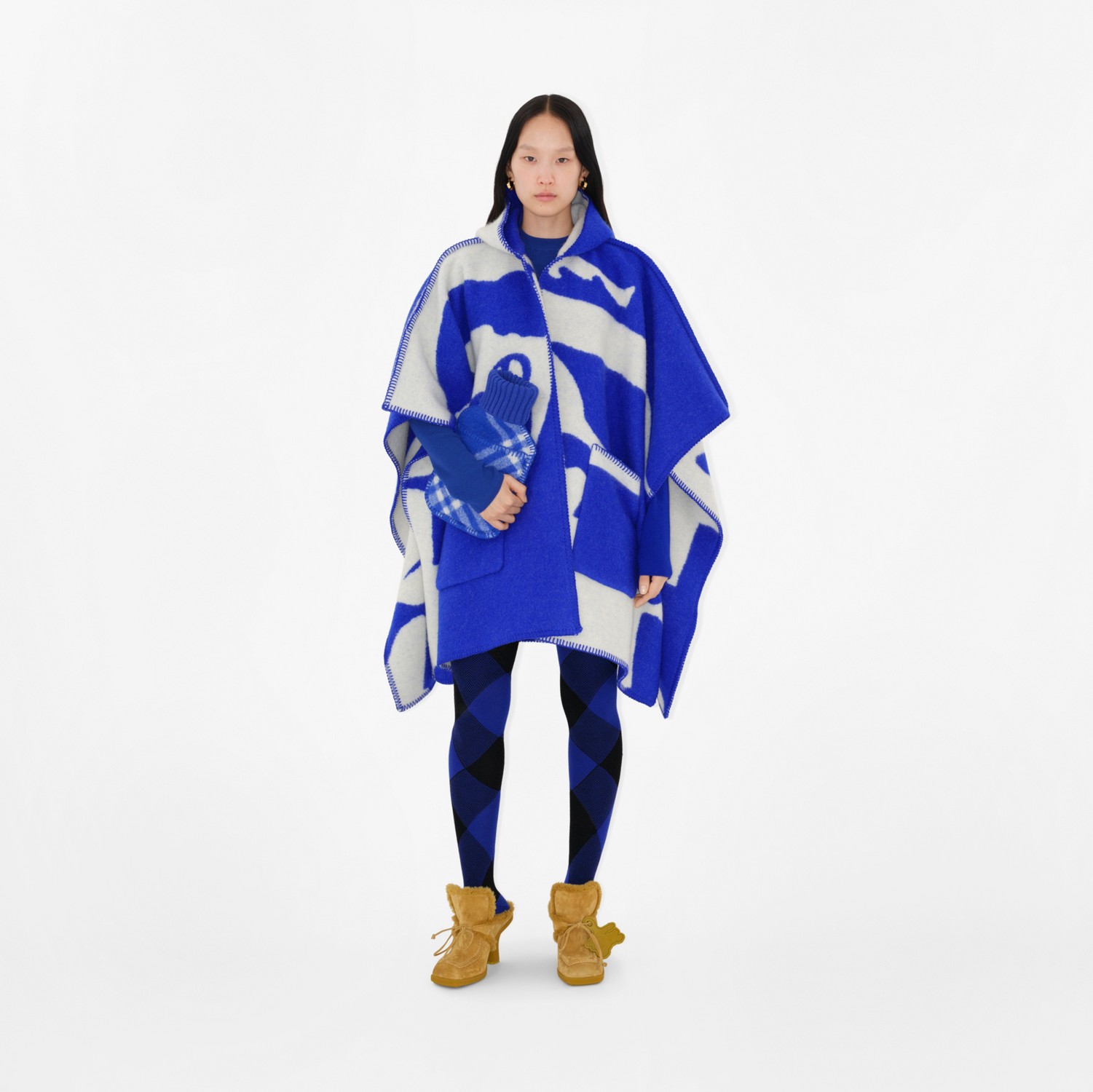 EKD ウール ブランケットケープ (ナイト) | Burberry®公式サイト EKD ウール ブランケットケープ (ナイト) | Burberry®公式サイト
