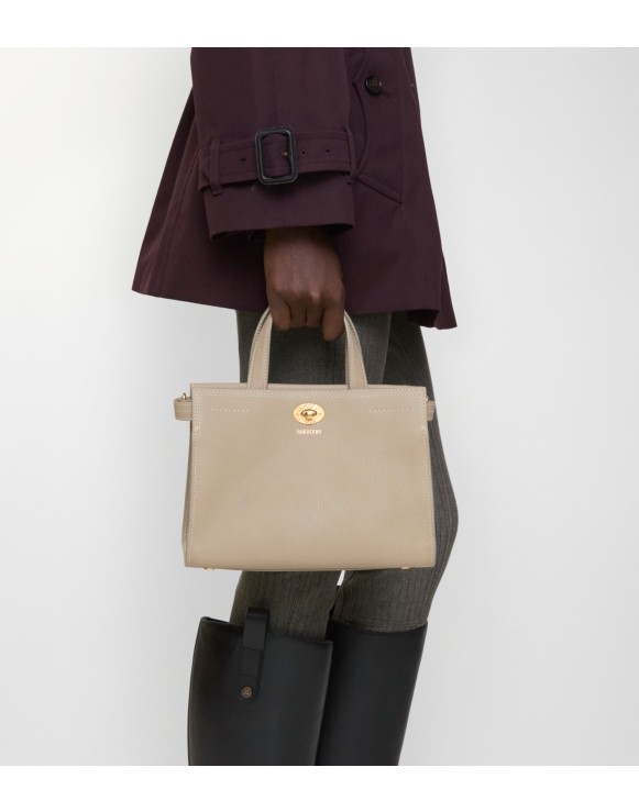 ウィメンズ デザイナー クロスボディバッグ｜Burberry® 公式サイト