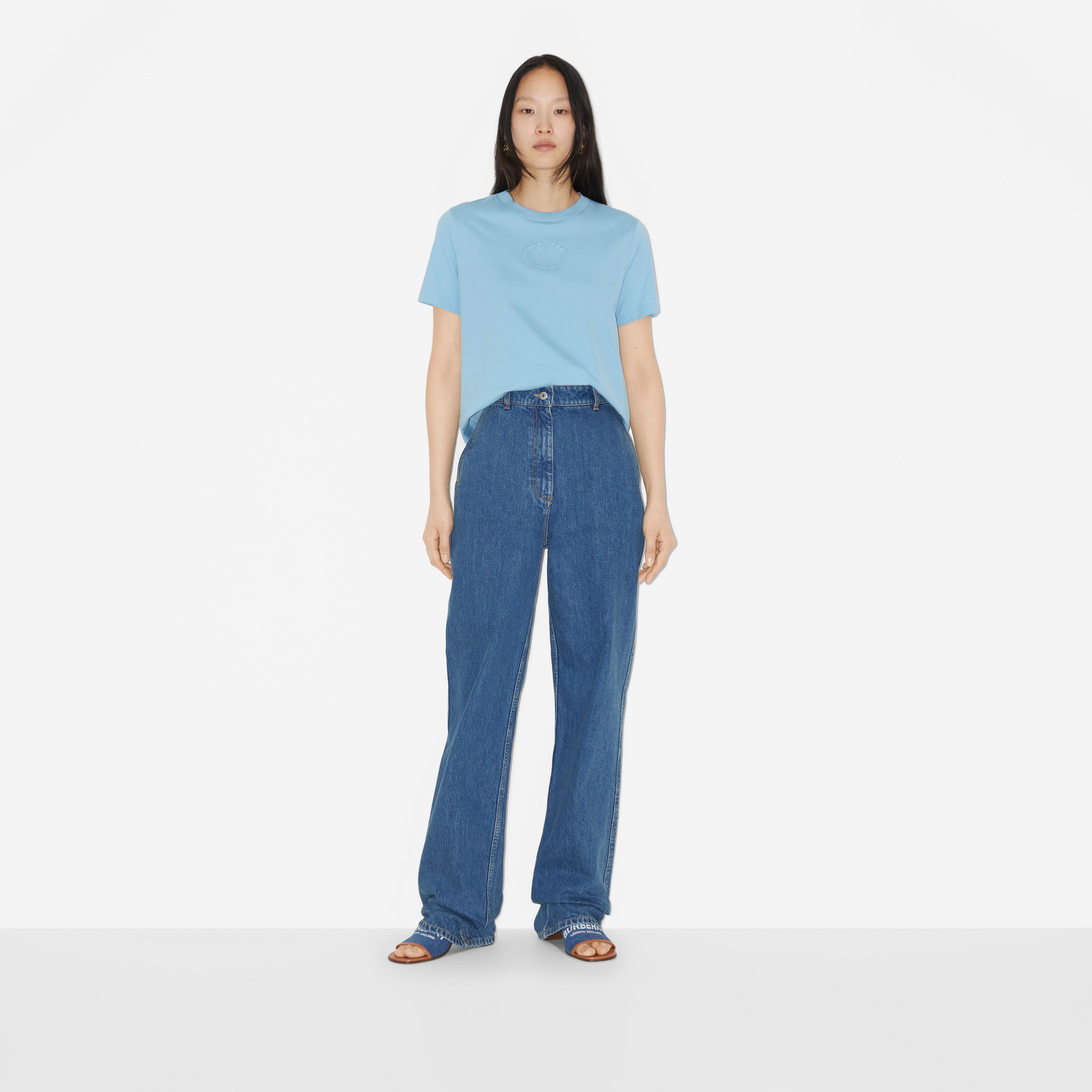 Oak Leaf Crest Cotton T-shirt in Cool Denim Blue - Women | Burberry® Official - 2