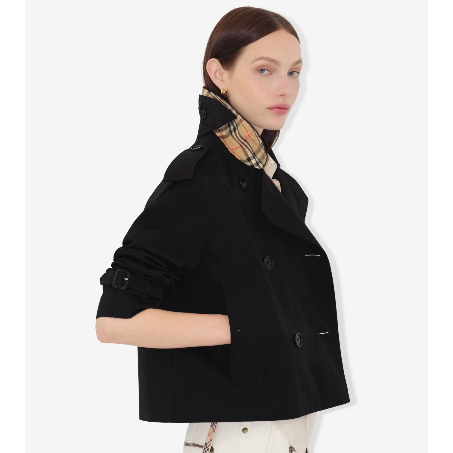 Jaqueta trench cropped de gabardine