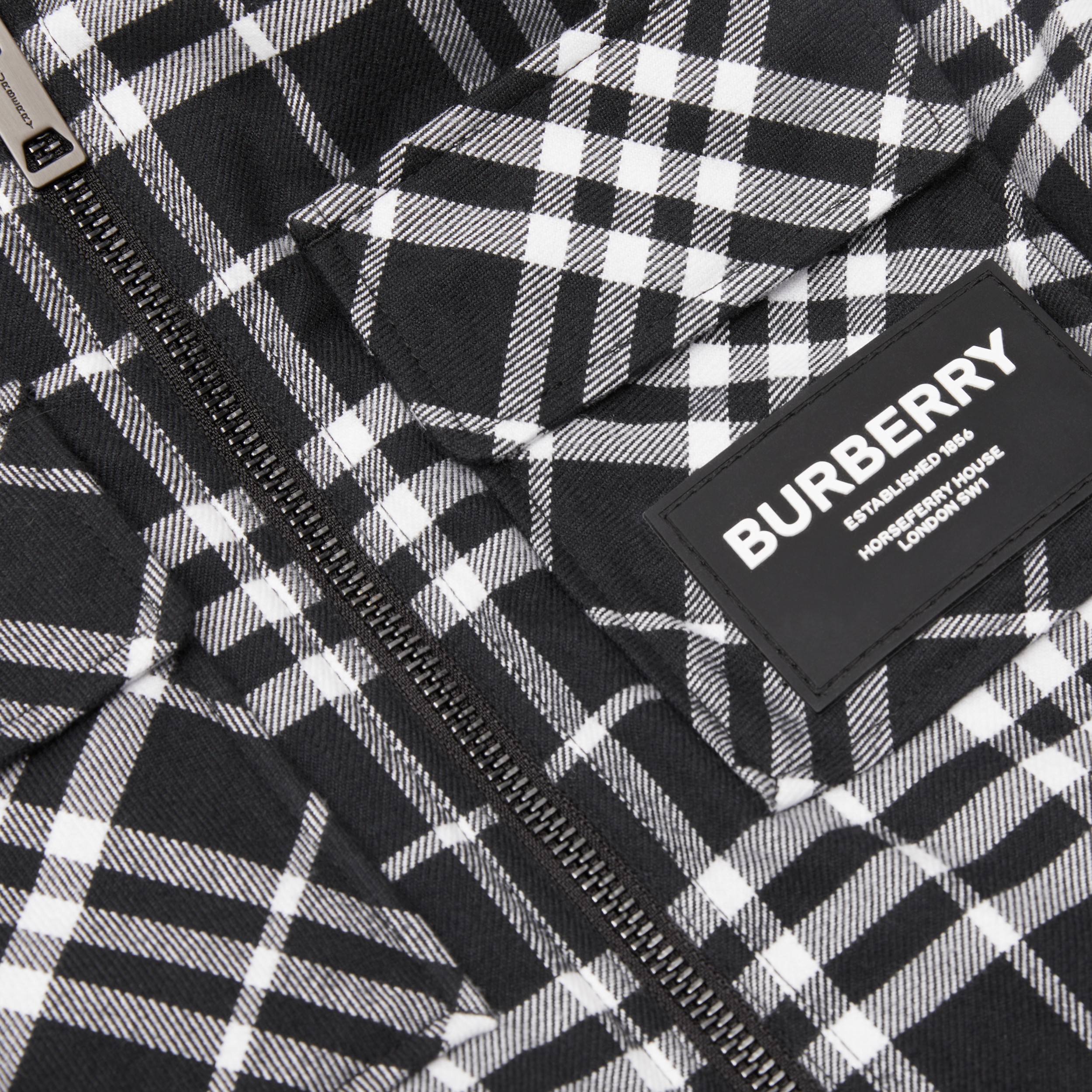 Vintage Check Cotton Flannel Hooded Jacket in Black - Children | Burberry® Official - 2