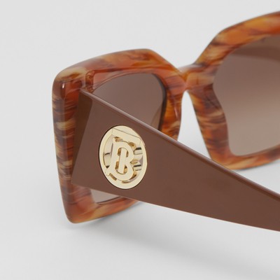 burberry sunglasses with burberry print