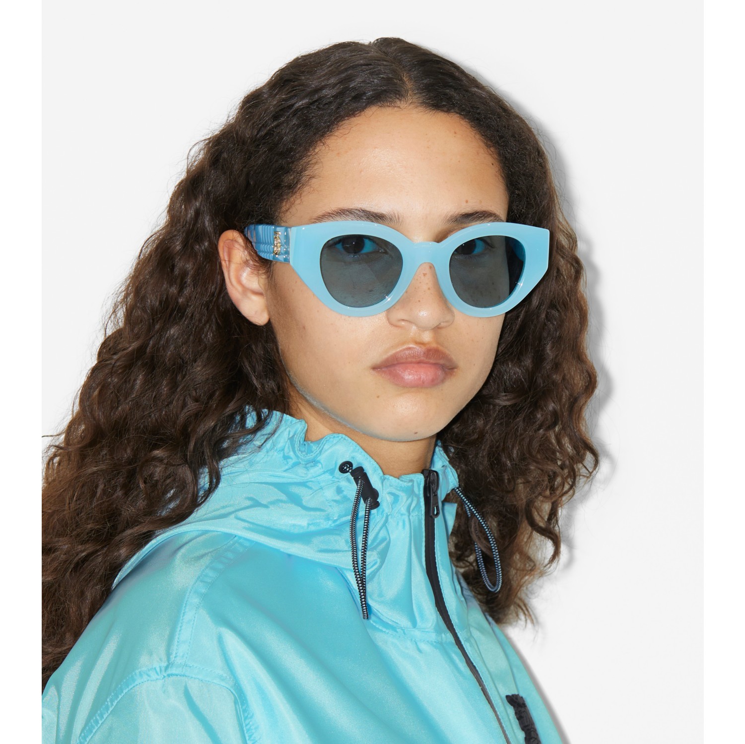 Cat-eye Frame Lola Sunglasses in Topaz Blue - Women