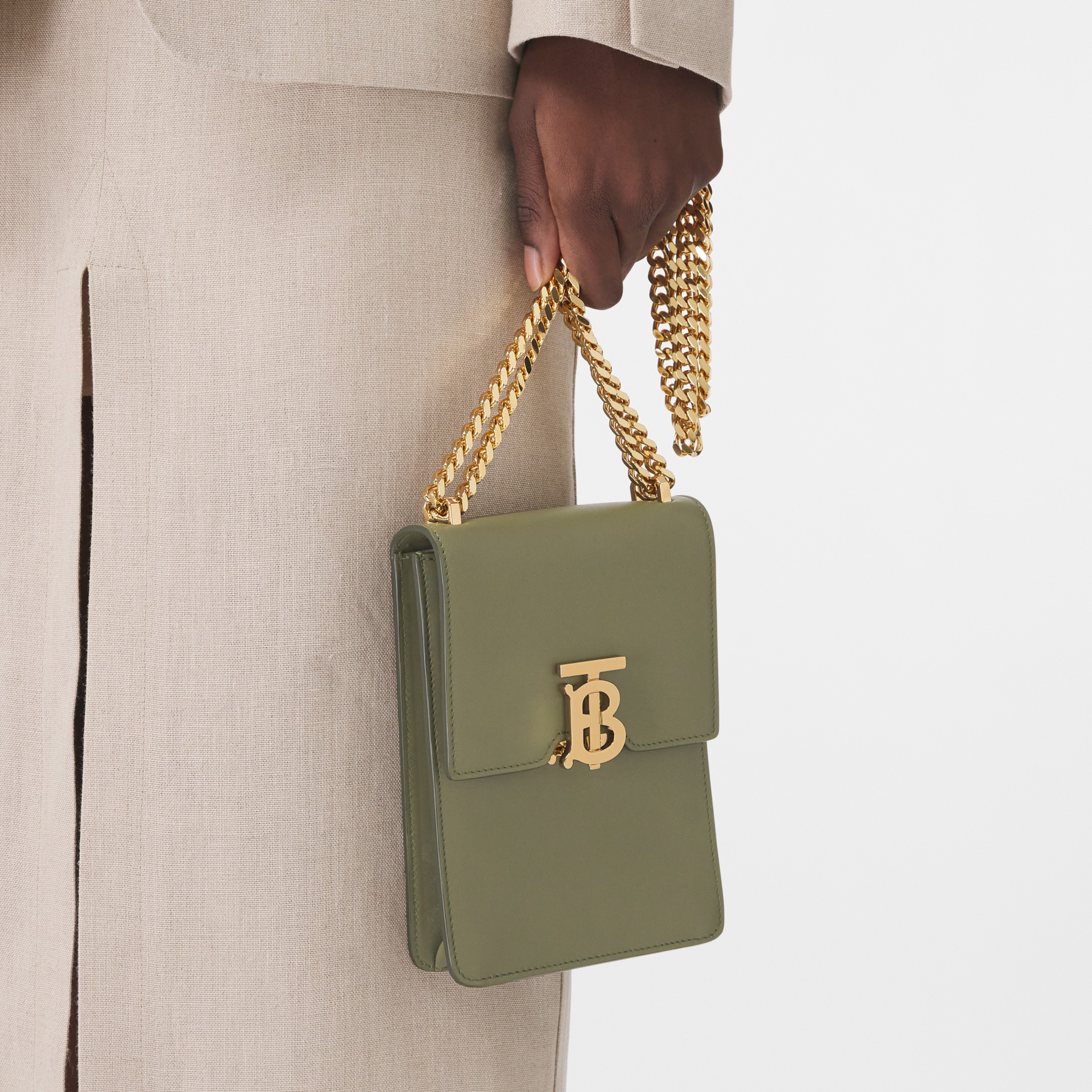 Leather Robin Bag in Dark Fern Green Women Burberry United Kingdom