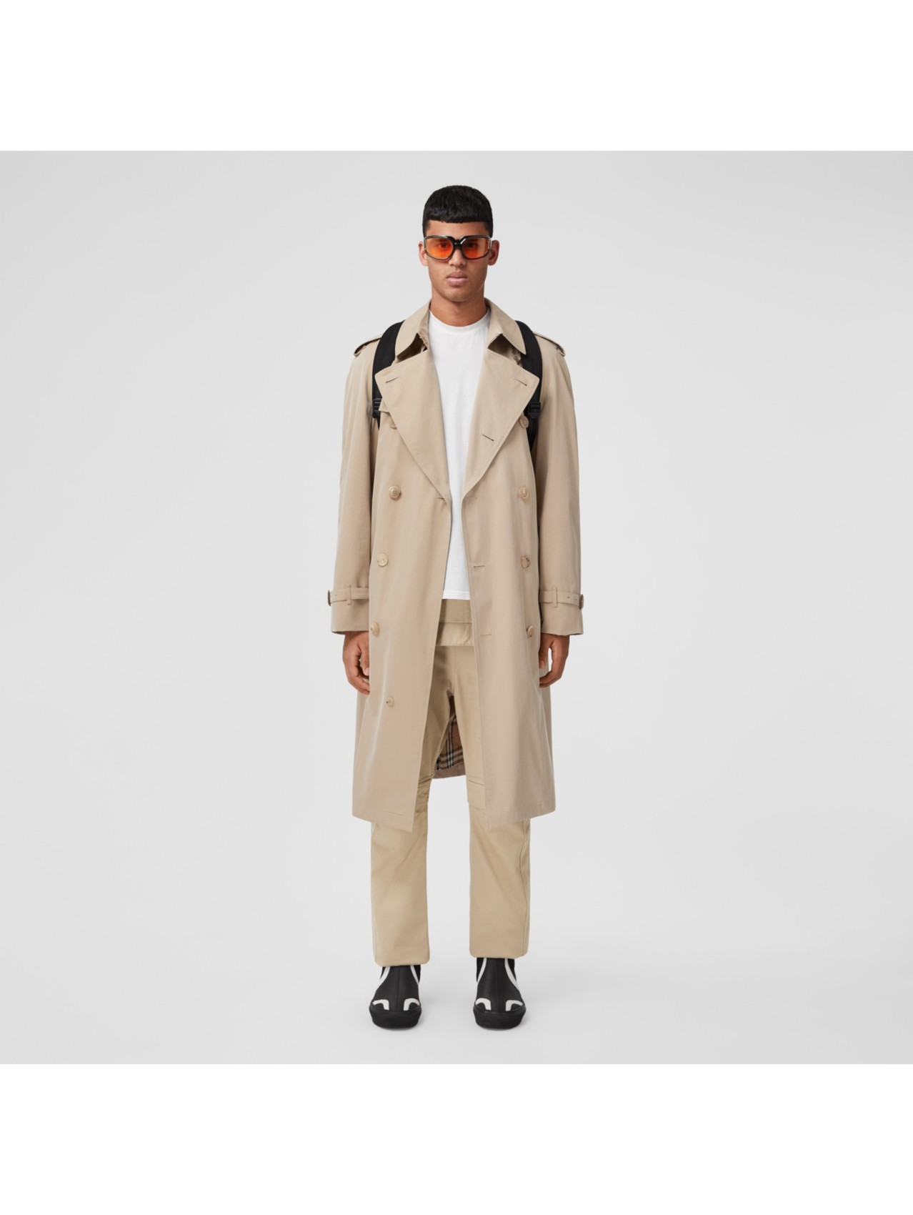 Beige burberry trench sales coat