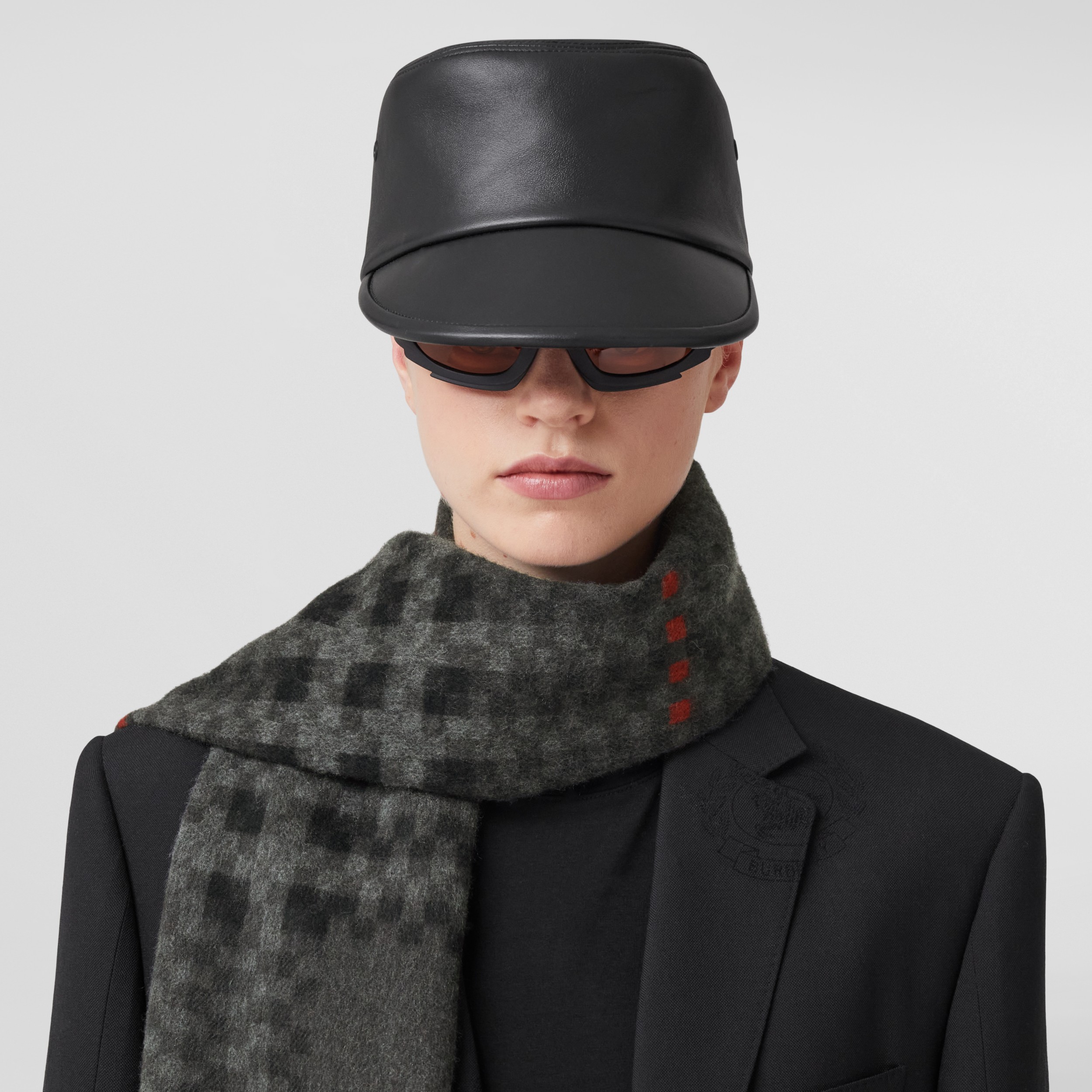 Pixel Check Cashmere Scarf in Charcoal | Burberry® Official