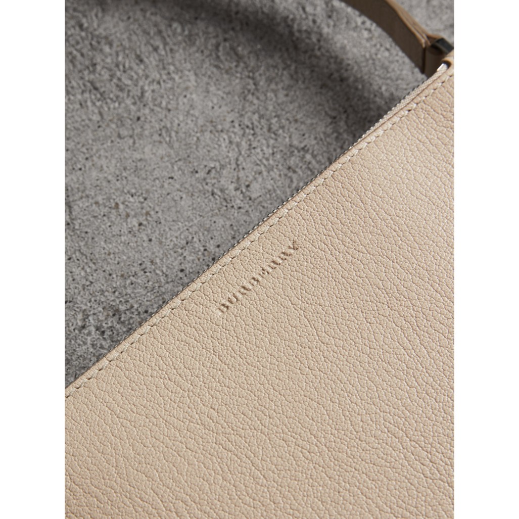 石色 拉链粒纹皮革斜背包 产品图片11