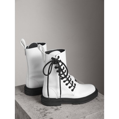 burberry boots womens white