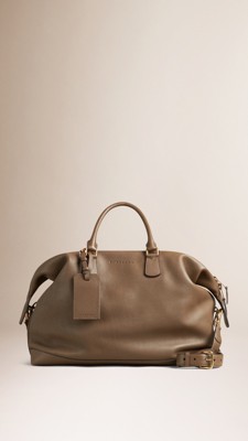 Grainy Leather Holdall