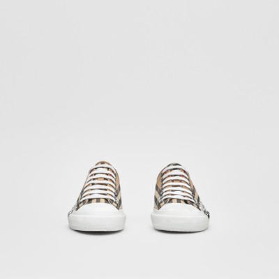 burberry logo print vintage check sneakers