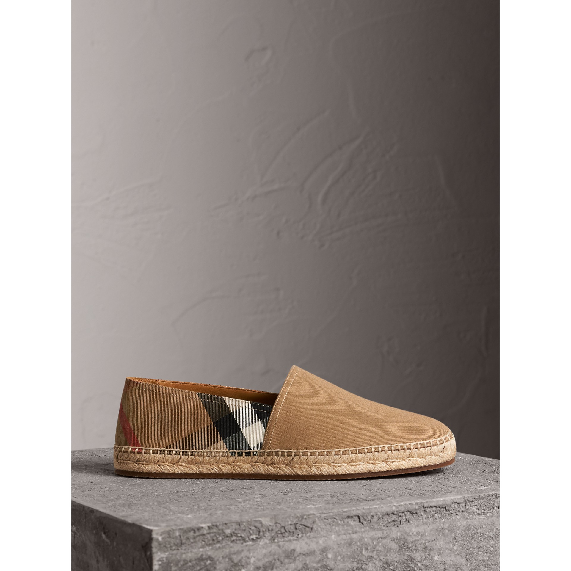 espadrilles burberry