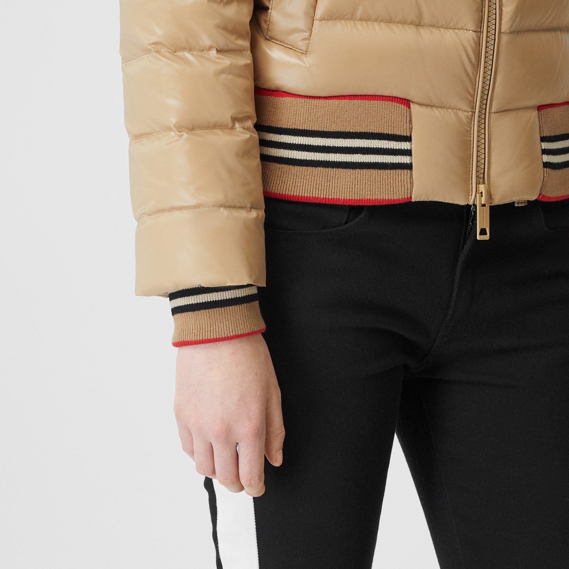 burberry detachable sleeve jacket