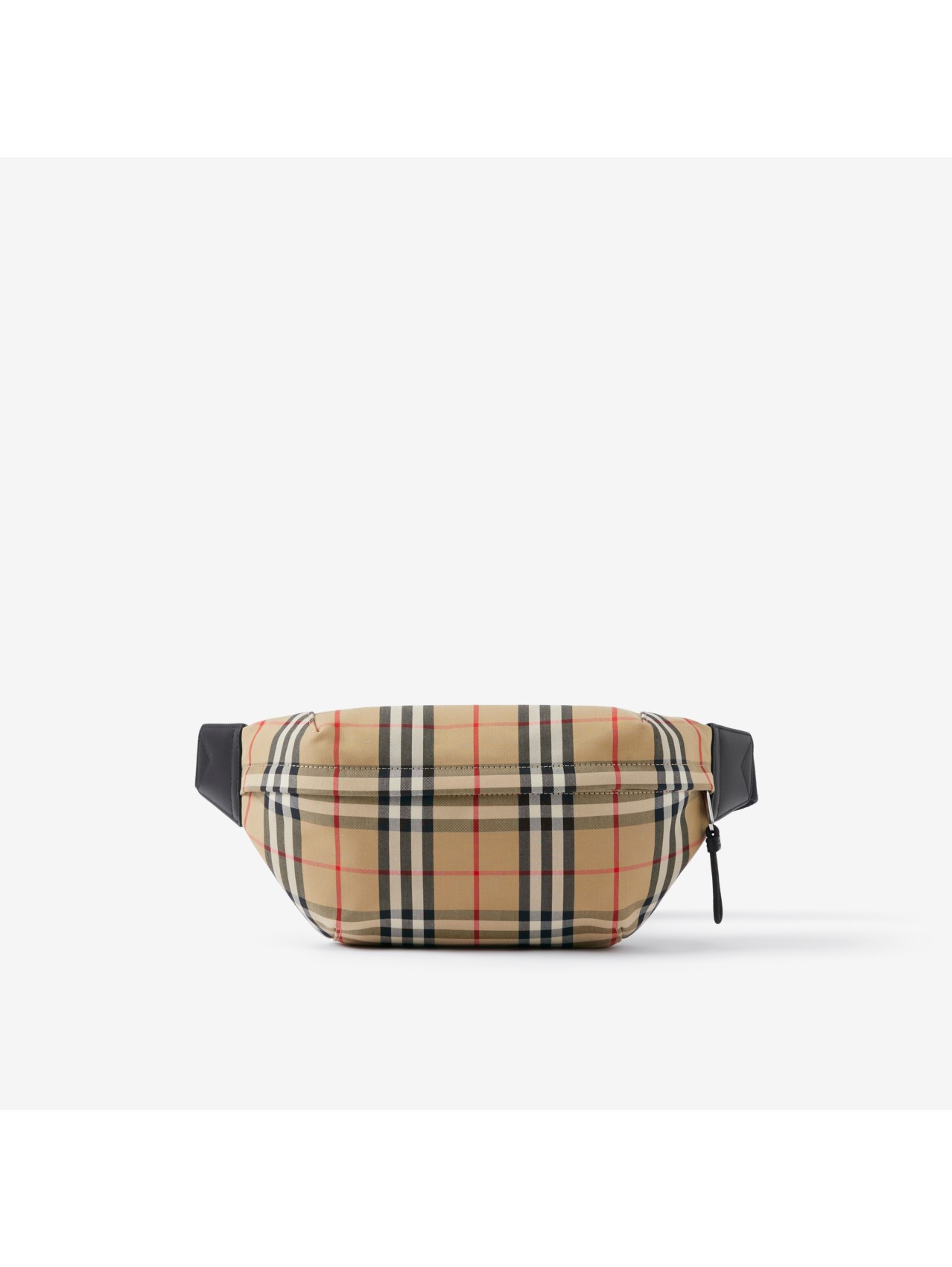 Arriba 40+ imagen burberry bum bag mens