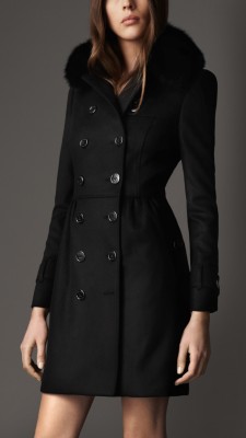 Long Fur Collar Trench Coat In Black - Women | Burberry United States