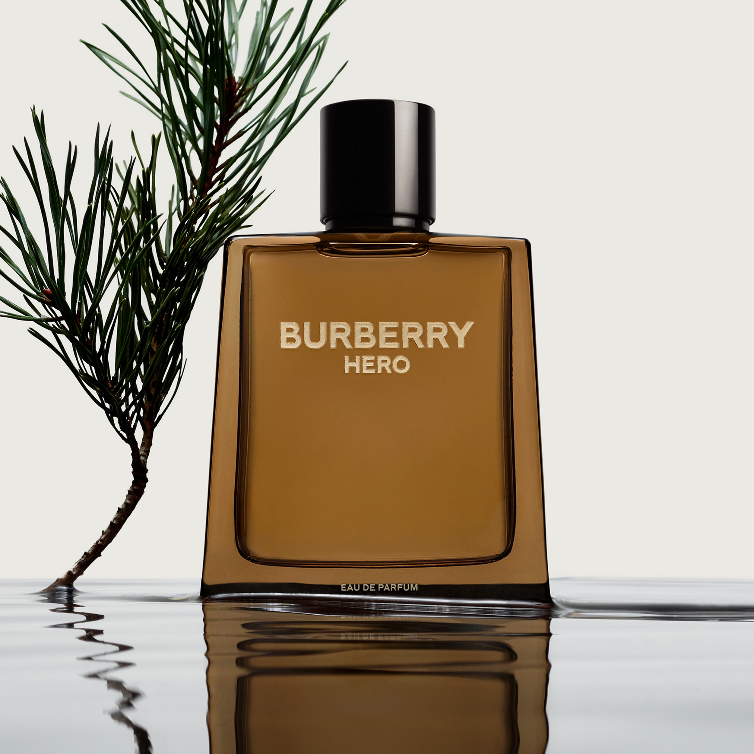Eau de Parfum Burberry Hero 100 ml - Homme | Site officiel Burberry® - 3