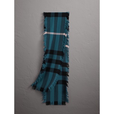 burberry mega check wool scarf