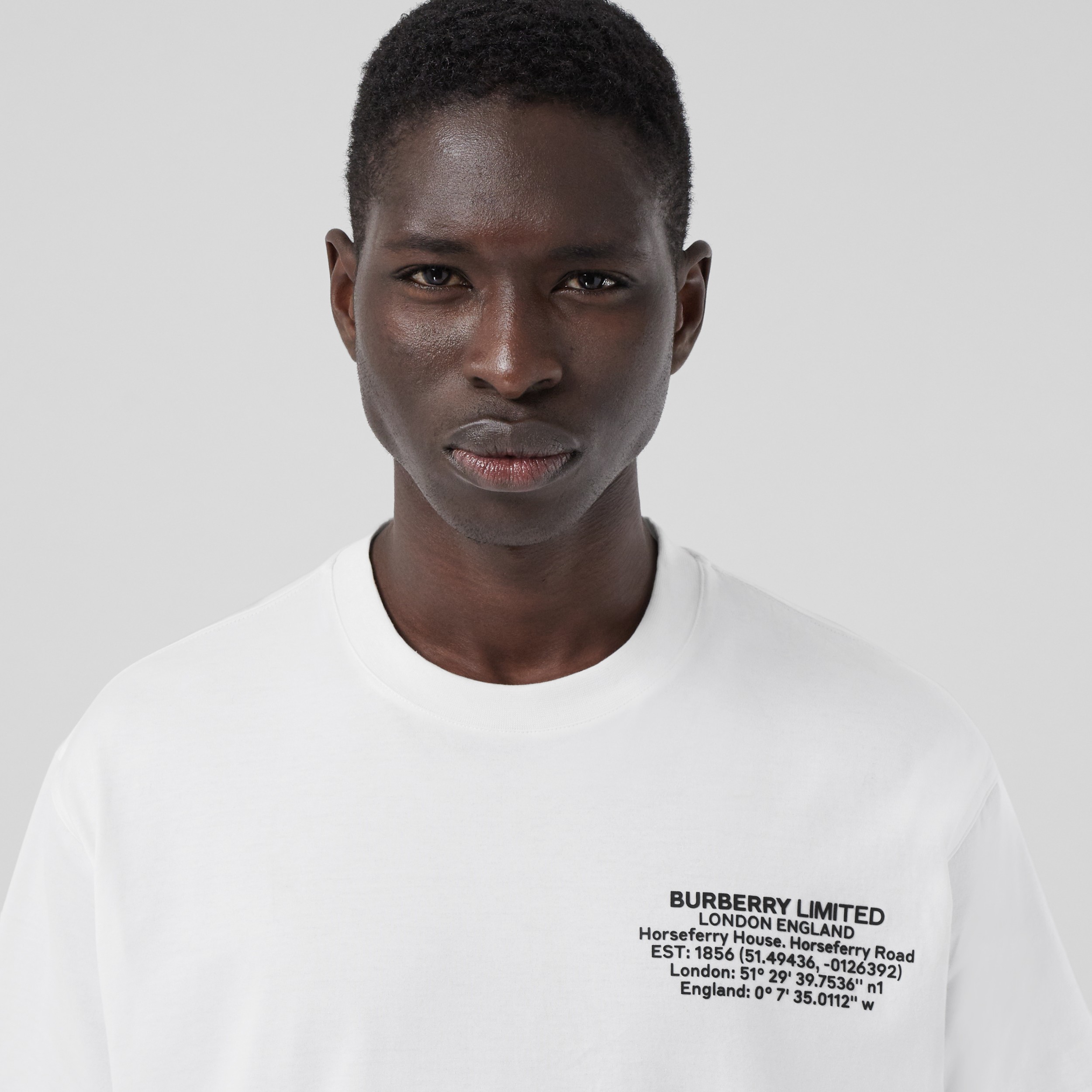 ロケーションプリント コットン オーバーサイズtシャツ ホワイト メンズ バーバリー