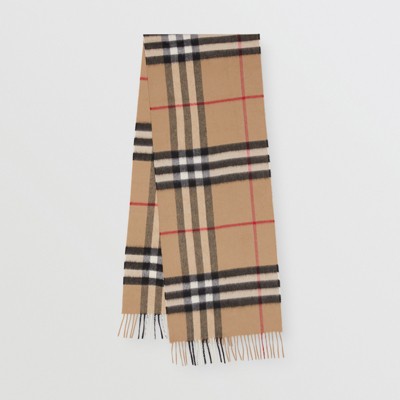 The Classic Check Cashmere Scarf in 