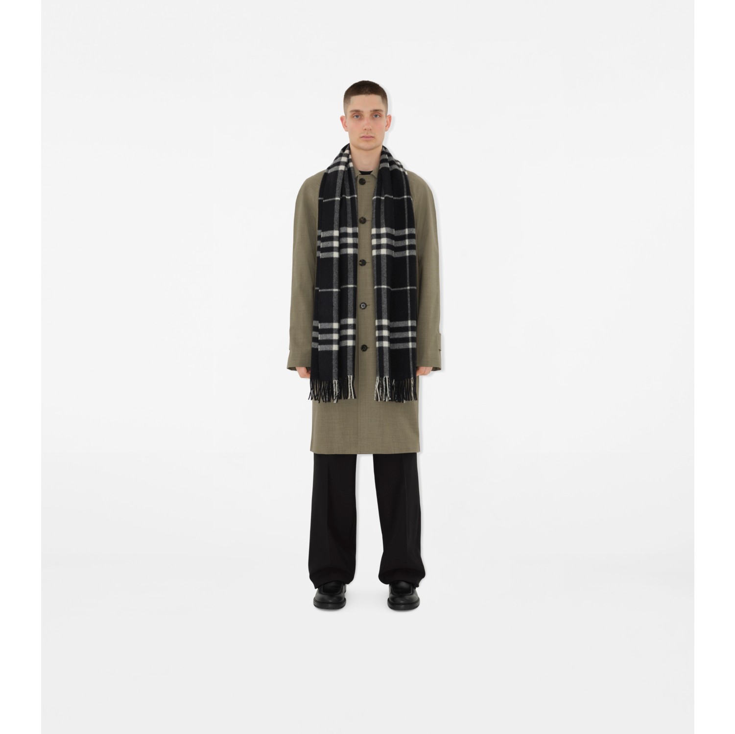 Wide Check Cashmere Scarf in Black calico Burberry Official