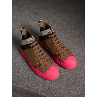 burberry sneakers pink