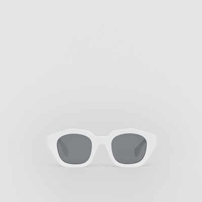 burberry sunglasses white