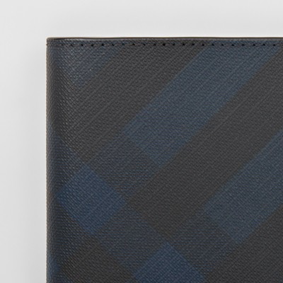 London Check and Leather International Bifold Wallet in Navy - Men 
