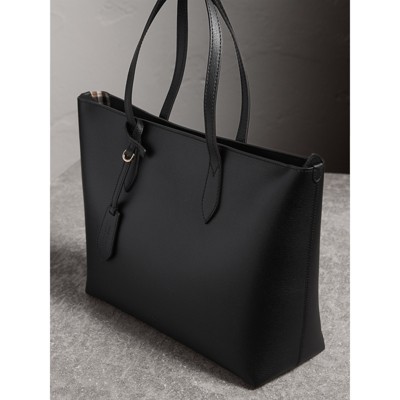 burberry medium leather tote bag