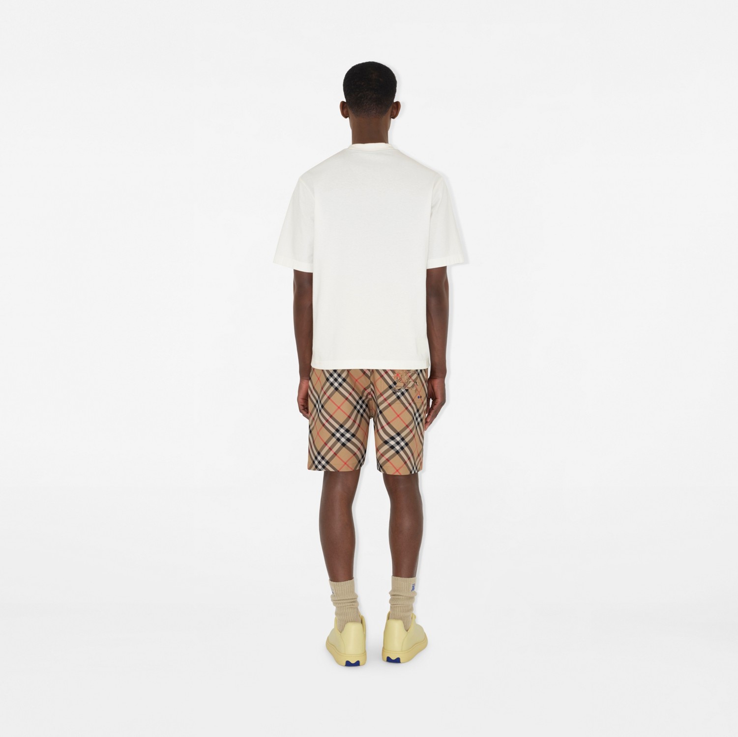 チェック ショートパンツ (サンド) - メンズ | Burberry®公式サイト チェック ショートパンツ (サンド) - メンズ | Burberry®公式サイト