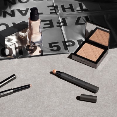 burberry nude radiance