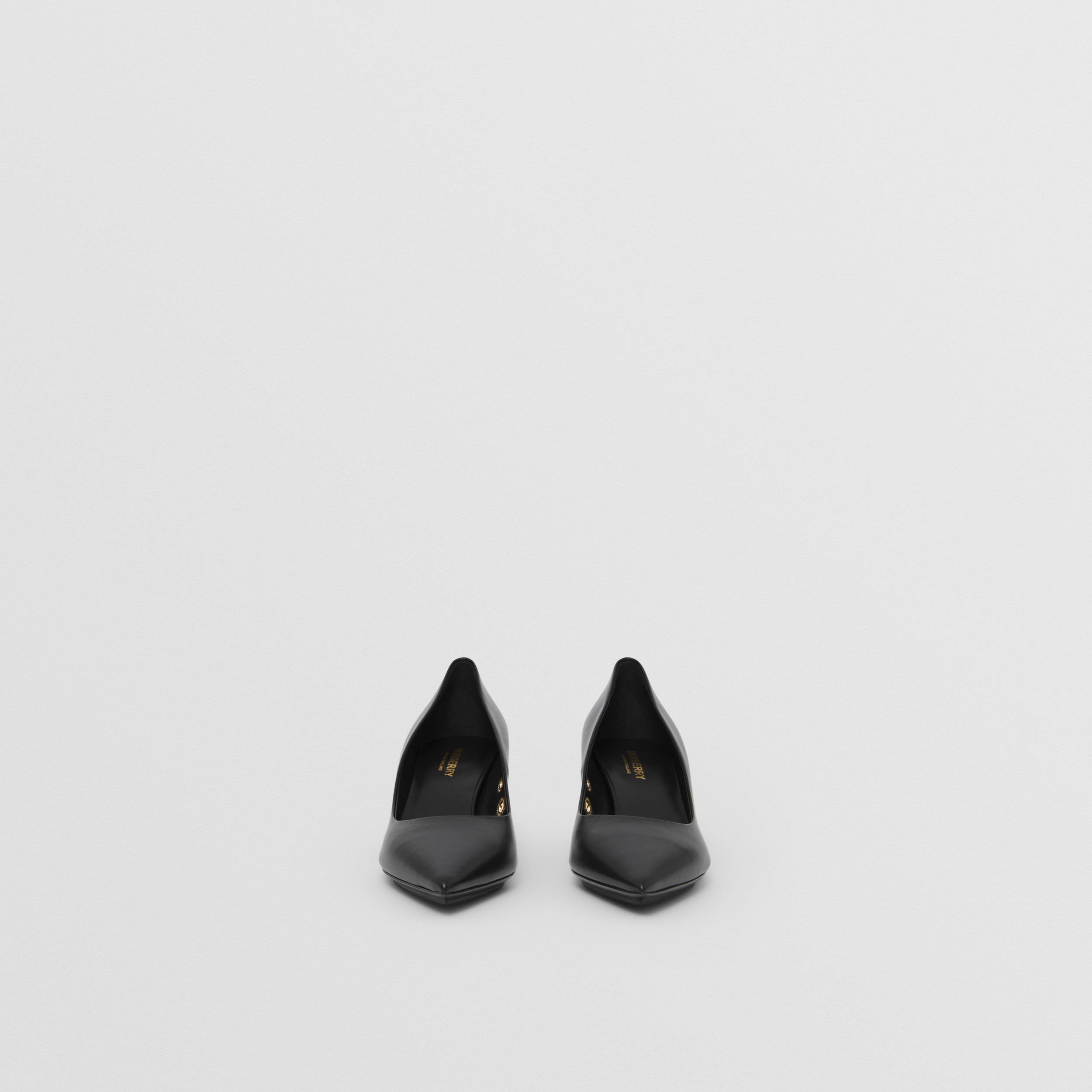 Scarpins de bico fino de couro com detalhe de ilhoses (Preto) - Mulheres | Burberry® oficial - 4