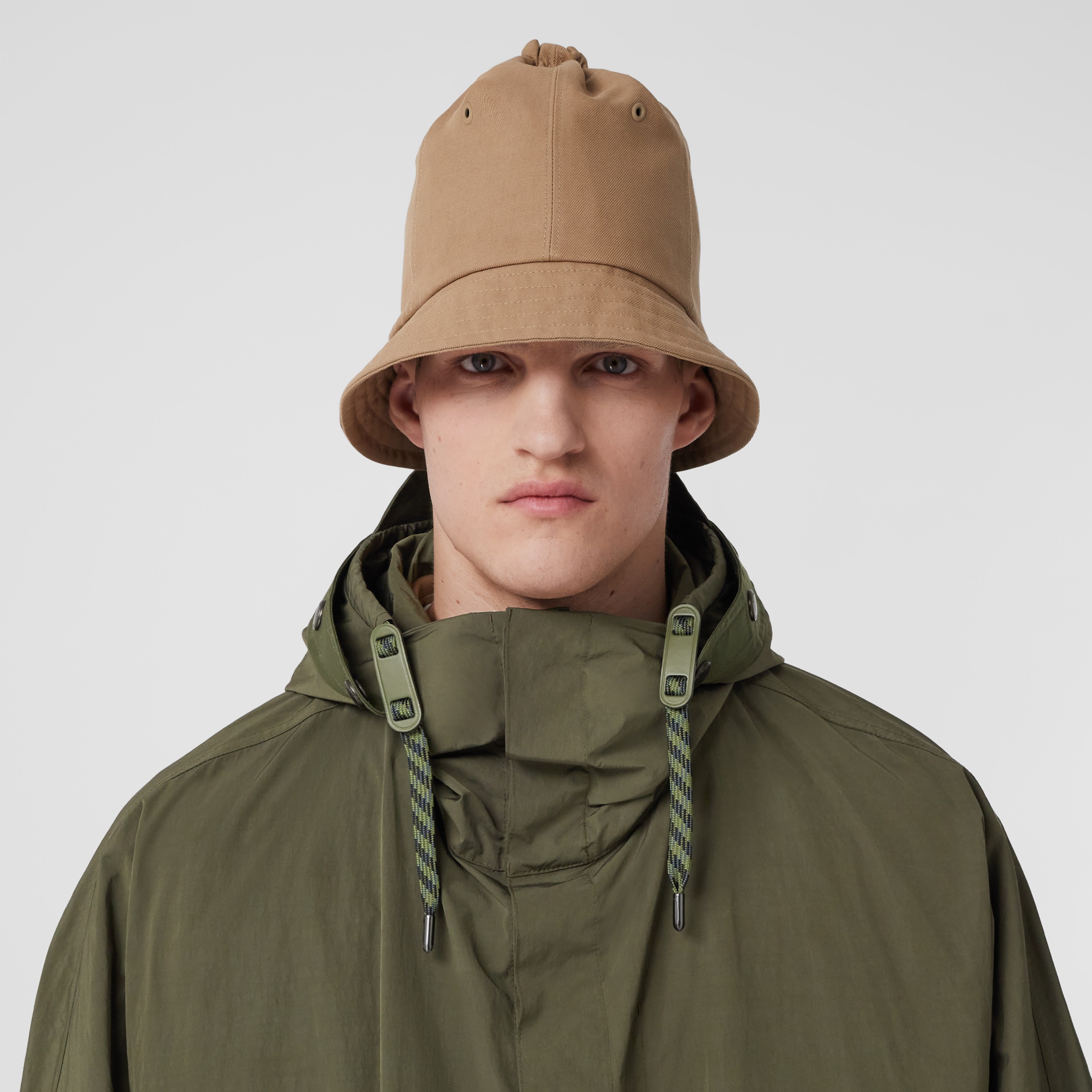 Packaway Technical Cotton Hooded Cape in Dark Olive - Men | Burberry ...