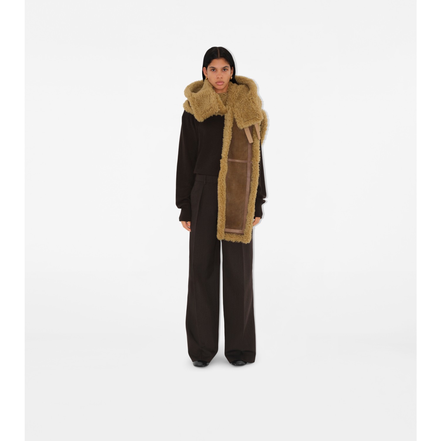 Écharpe à capuche en shearling