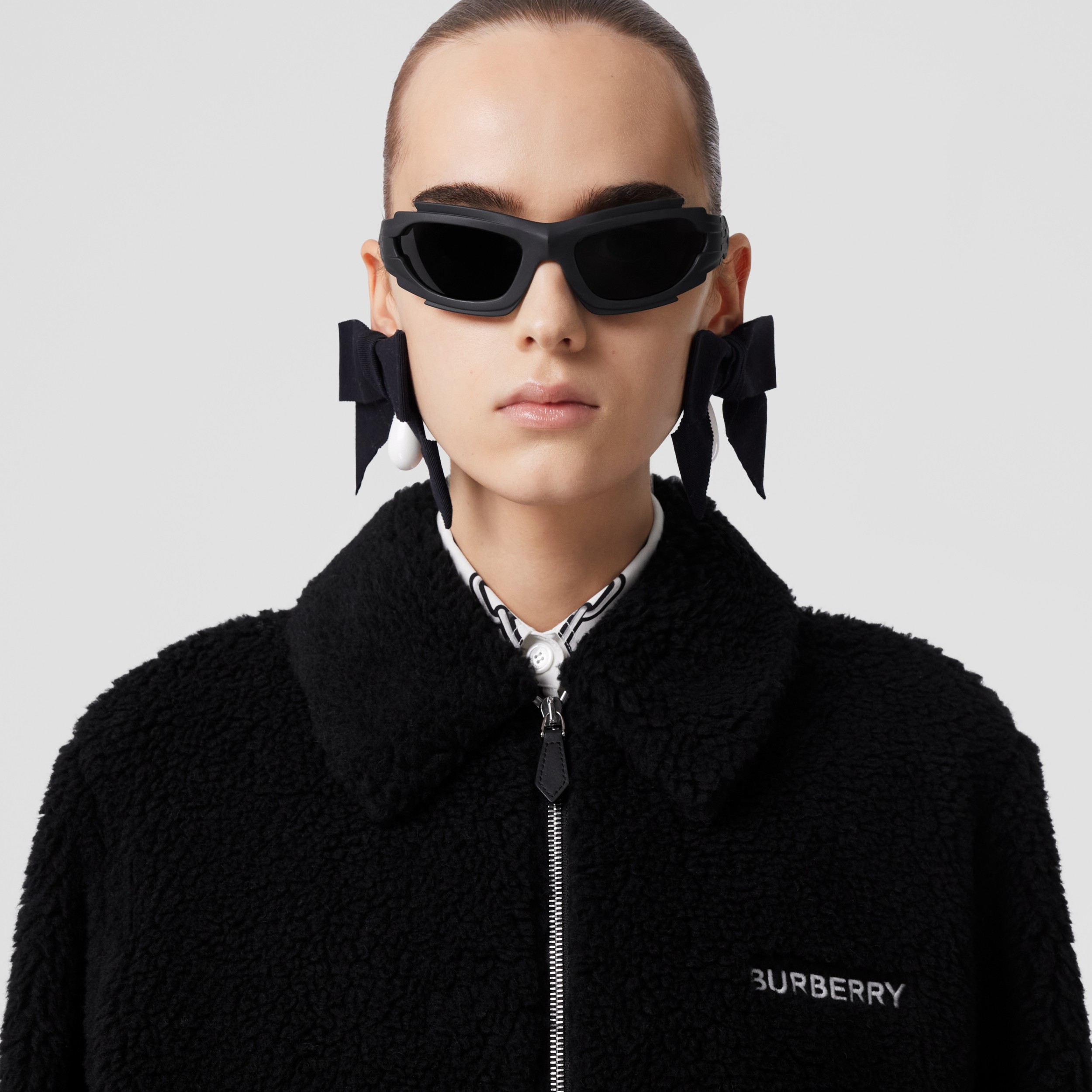 Fleecejacke mit gesticktem Kettenmotiv (Schwarz) - Damen | Burberry® - 2