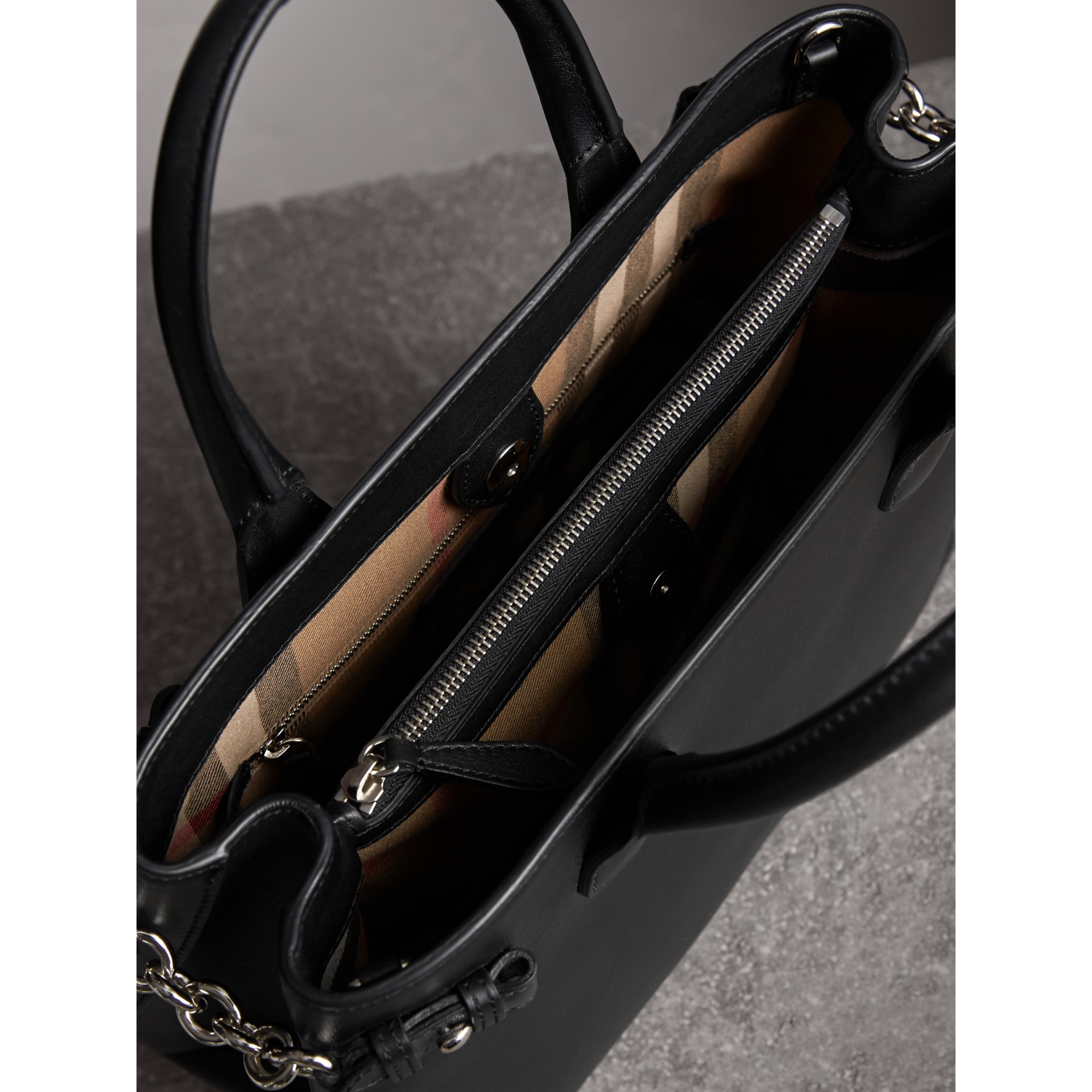 burberry banner medium