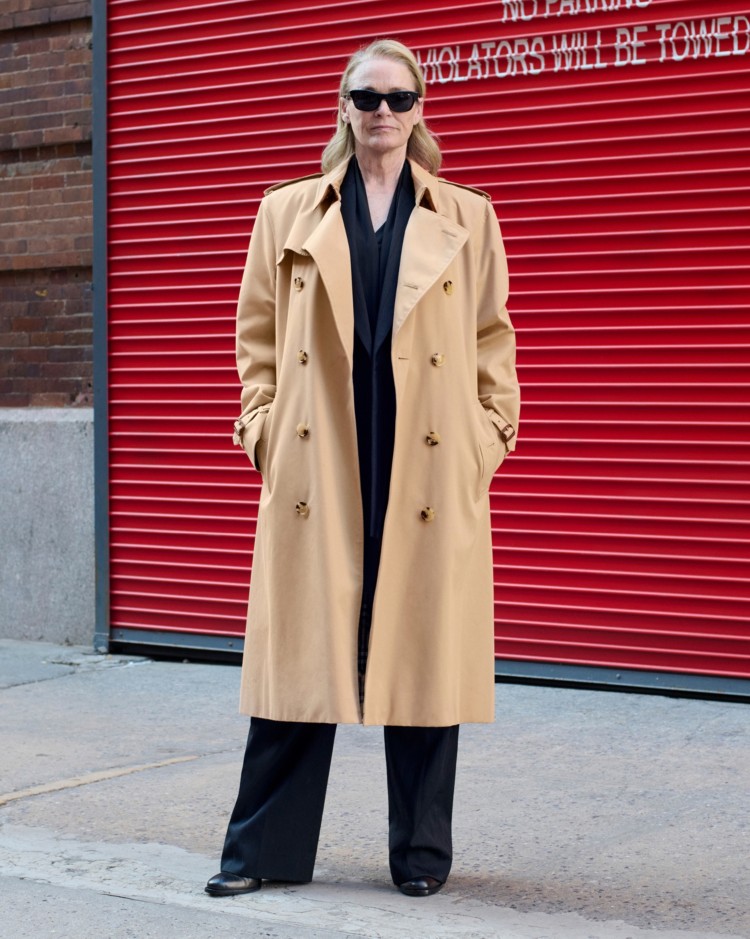 Long Kensington Heritage Trench Coat in Honey beige - Women