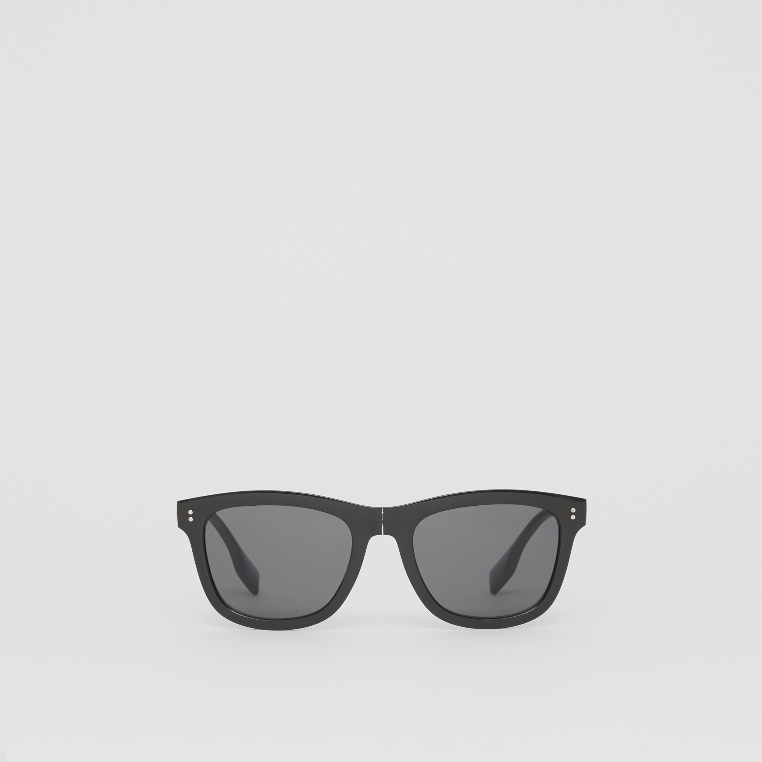 Óculos de sol dobráveis com armação quadrada e detalhe de logotipo (Preto) - Homens | Burberry® oficial - 1