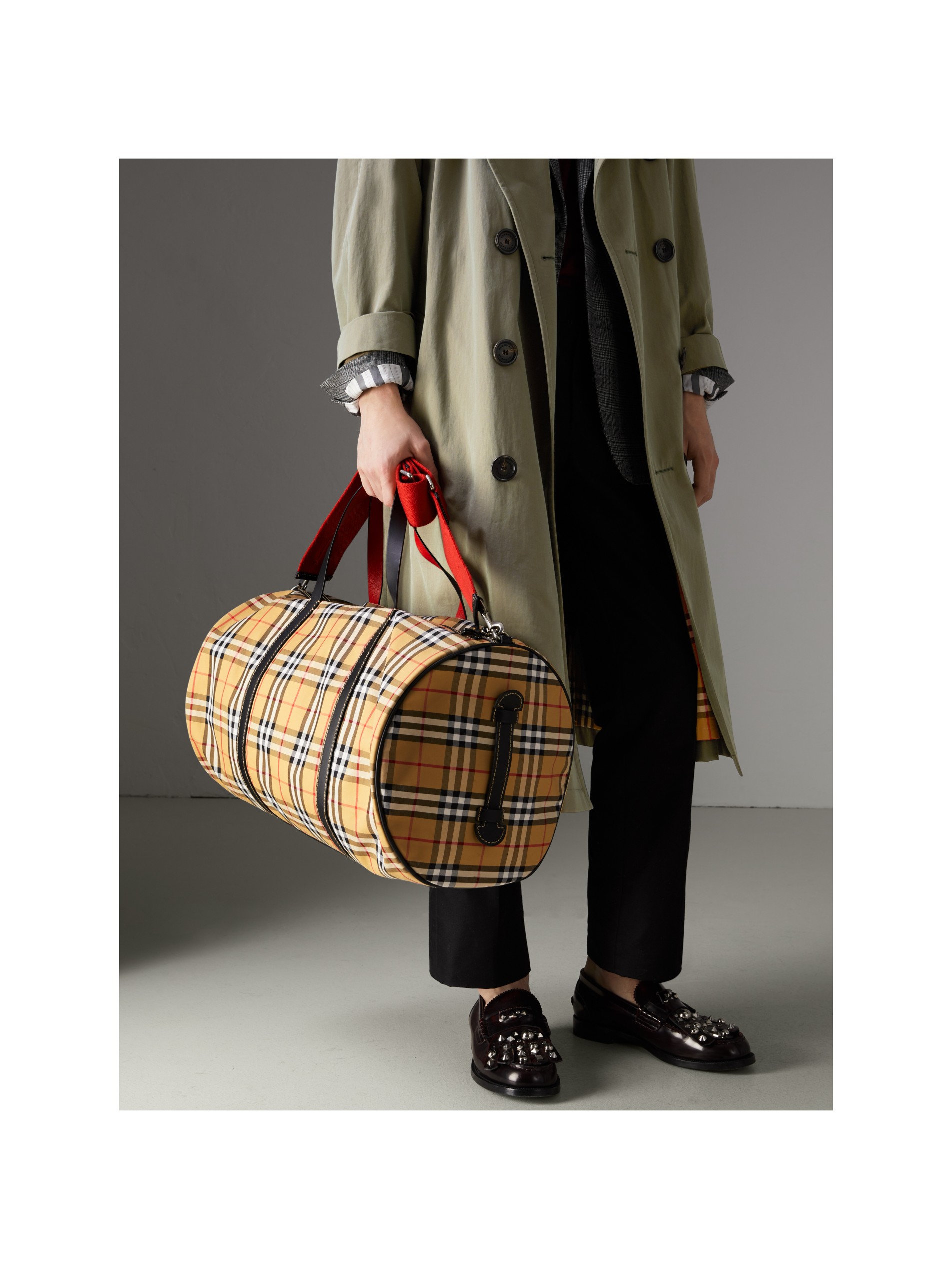 large vintage check and leather barrel bag image41