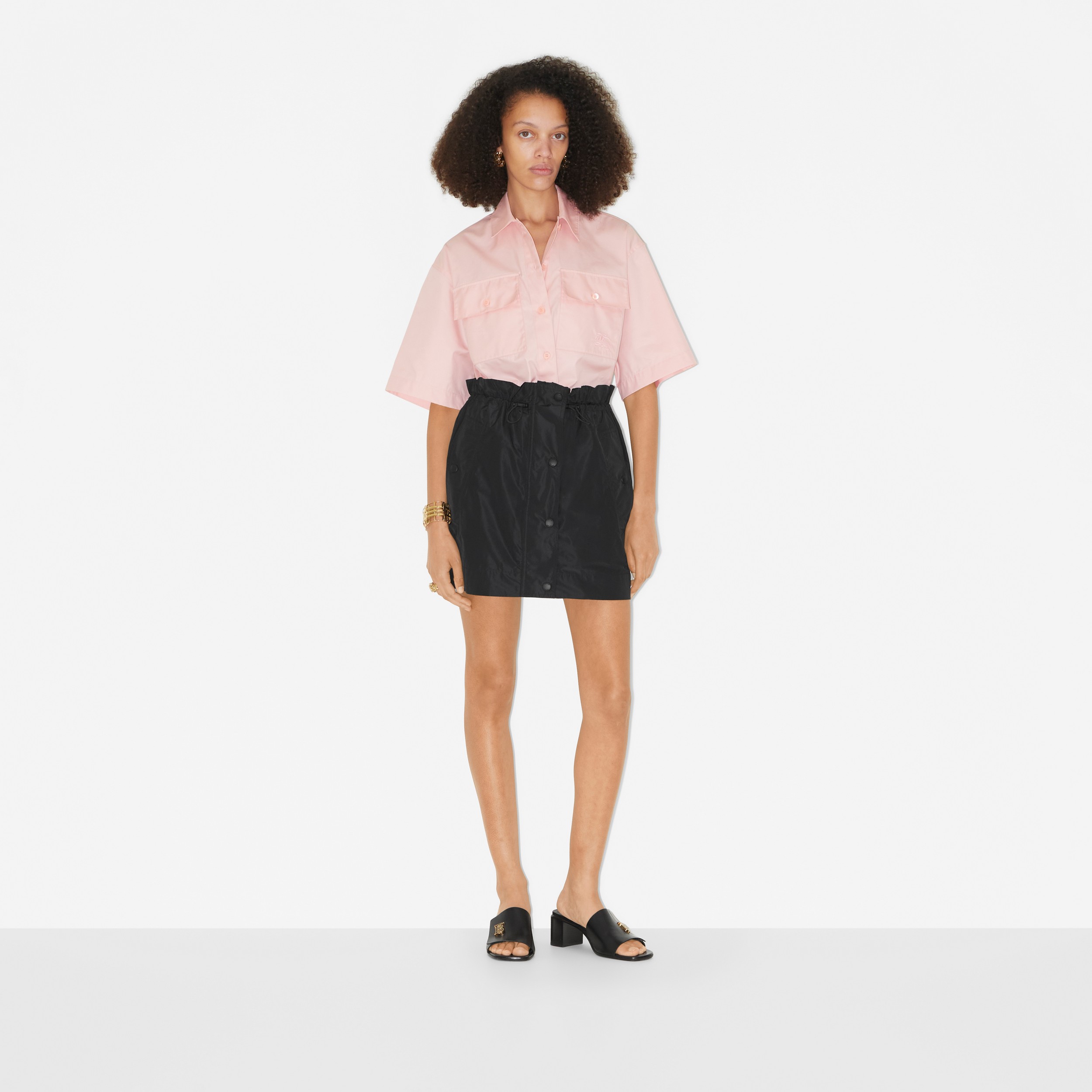 Camisa oversize en algodón de gabardina técnico con EKD (Cerezo  Flor Suave) - Mujer | Burberry® oficial - 2