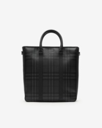 ウィメンズ＆メンズ デザイナーバッグ | Burberry® 公式サイト
